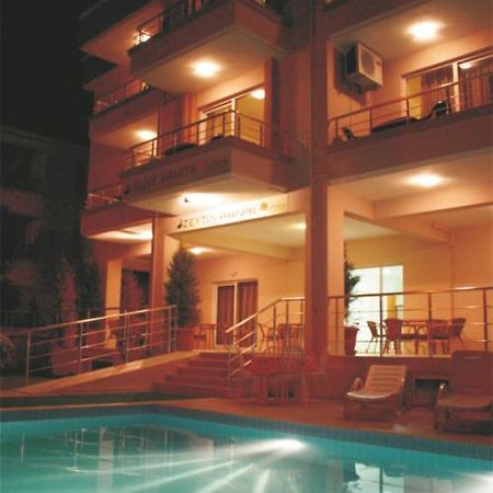 Zeytin Apart Hotel Çeşme Εξωτερικό φωτογραφία